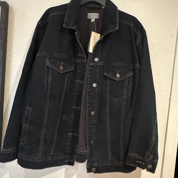 Universal Thread Jackets & Blazers - Ladies black washed baggy denim jacket (L)